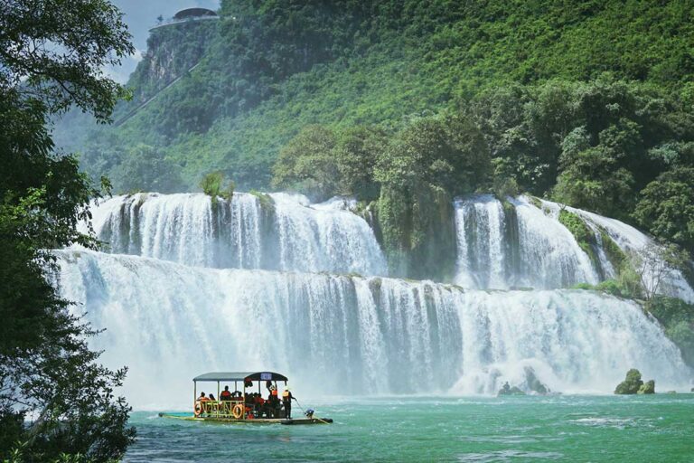 Ban Gioc-Wasserfall in der Regenzeit in Vietnam