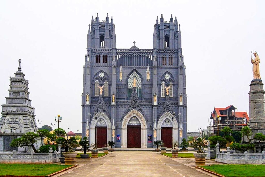 Basilika der Unbefleckten Empfängnis, Phu Nhai