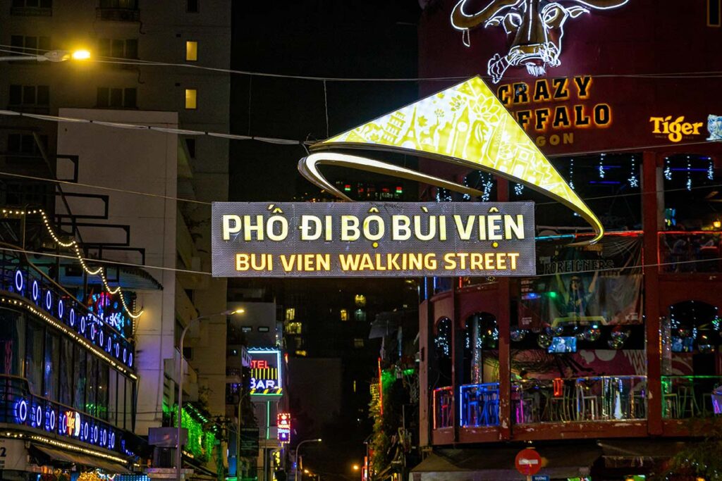 Nachtleben und Unterhaltung in der Bui Vien Street in Ho-Chi-Minh-Stadt