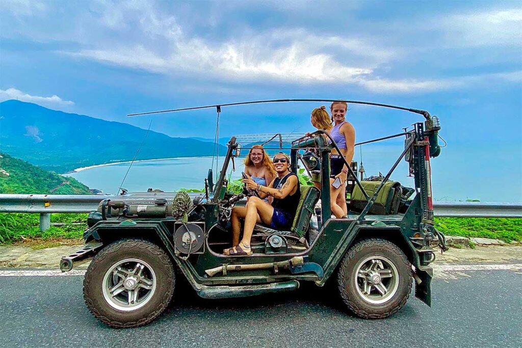 Jeep tour Vietnam
