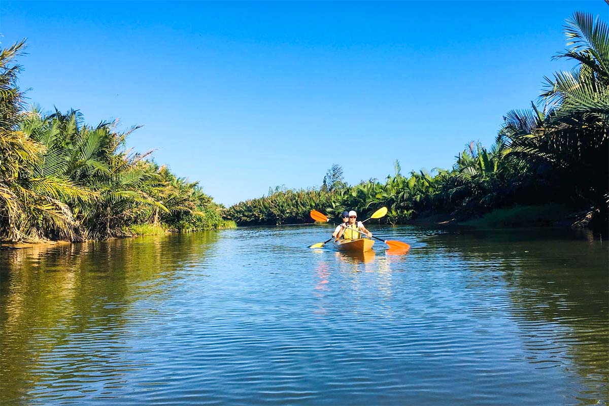 Kajaktour durch die Mangroven von Hoi An