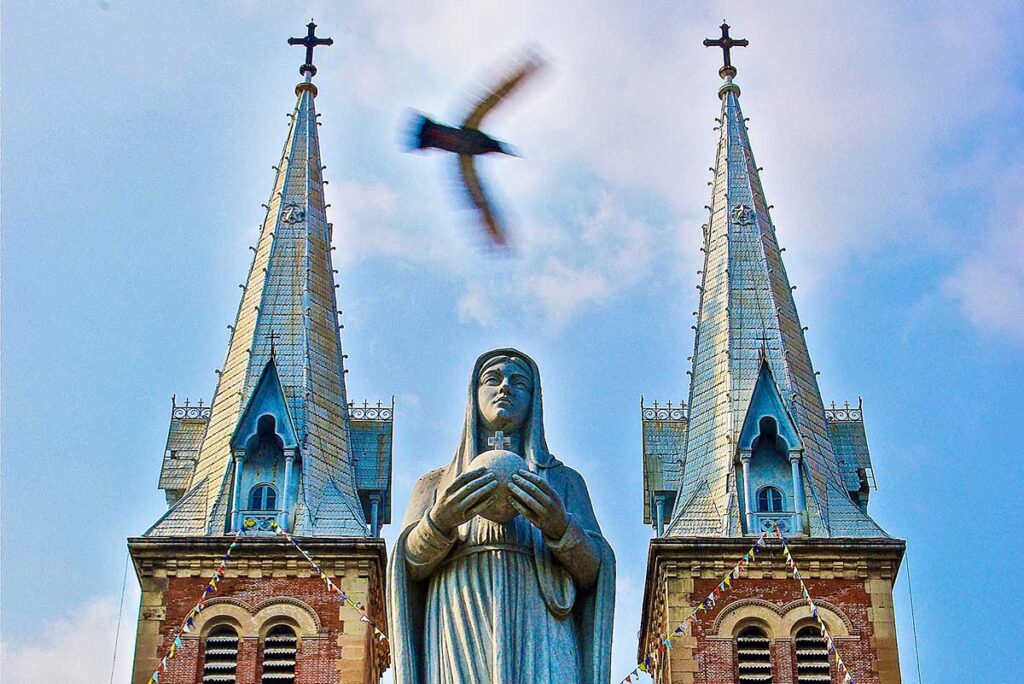 Kathedrale Notre-Dame von Saigon in Ho-Chi-Minh-Stadt