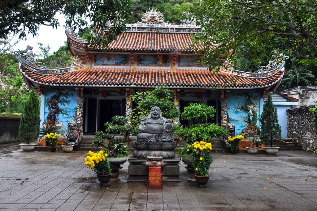 Tam Thai Pagode in den Marmorbergen in Da Nang