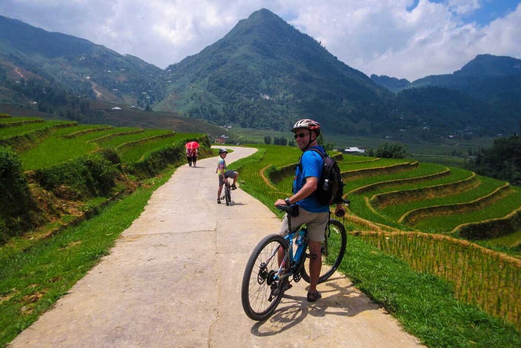 Mountainbiken durch die Berge und Reisterrassenfelder von Sapa