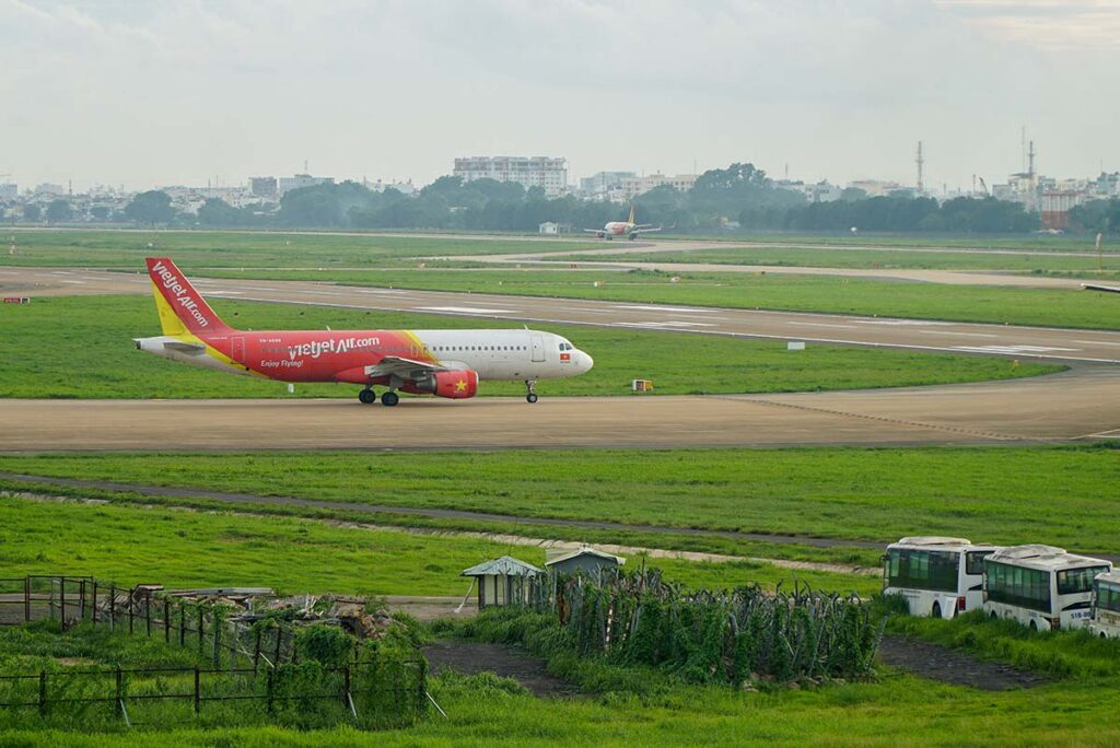 Flugzeug von VietJet Air, Vietnams größter inländischer Billigfluggesellschaft