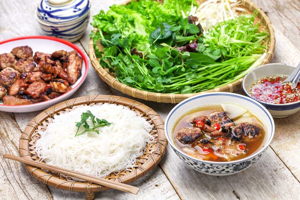 Bun Cha – Ein typisches Gericht aus Hanoi