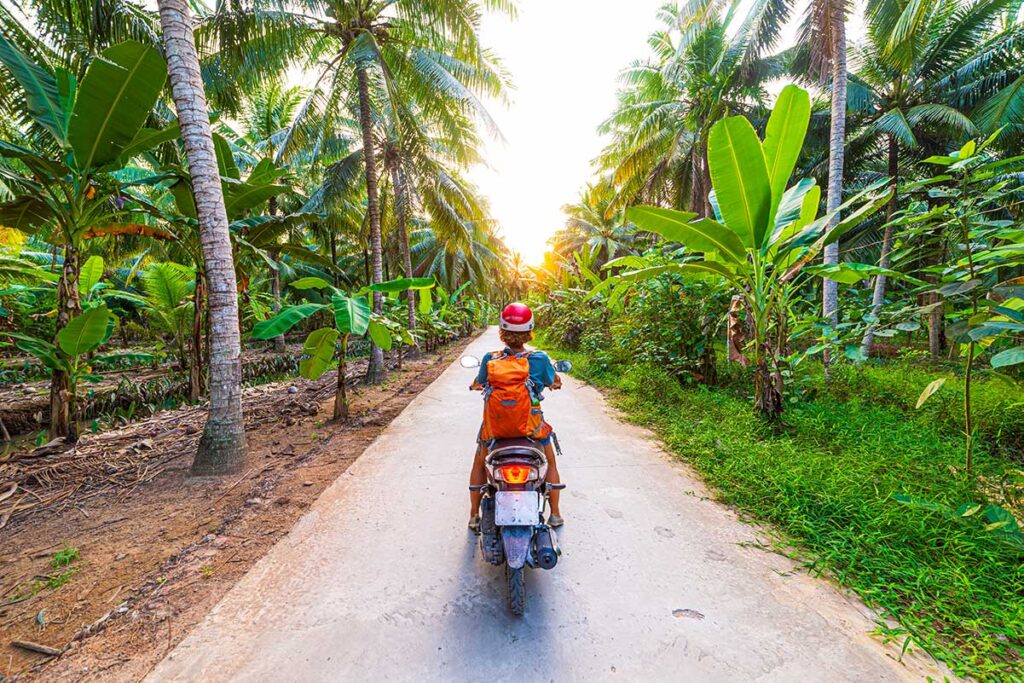 Rollerfahren im Mekong-Delta von Vietnam