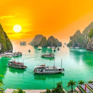 atemberaubende Landschaft der Halong-Bucht