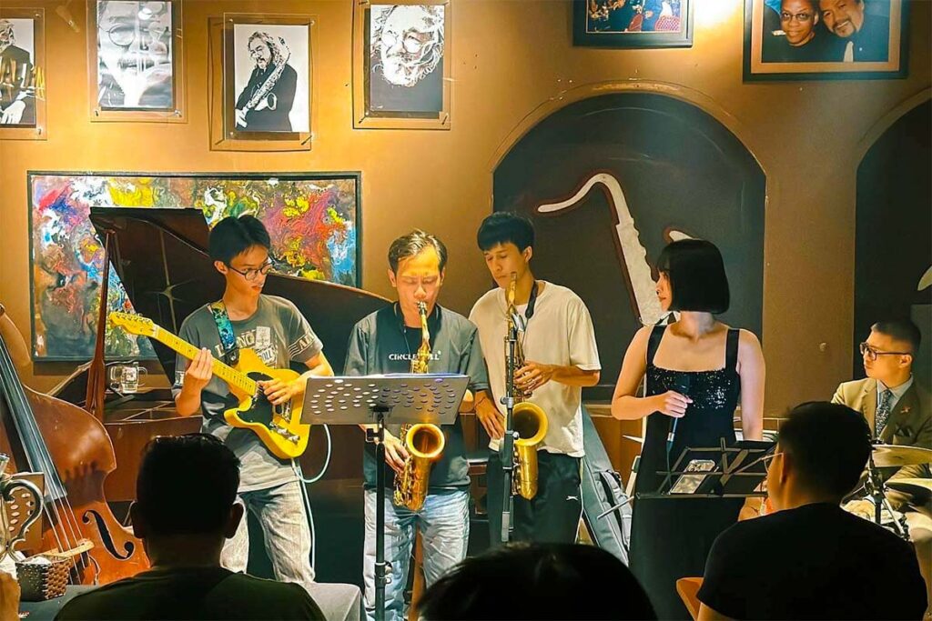 Binh Minh’s Jazz Club