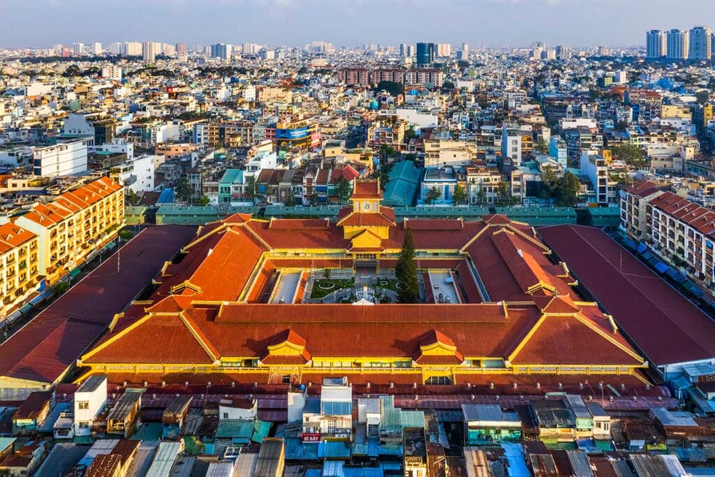 Luftaufnahme des Binh Tay Marktes in Chinatown von Ho-Chi-Minh-Stadt