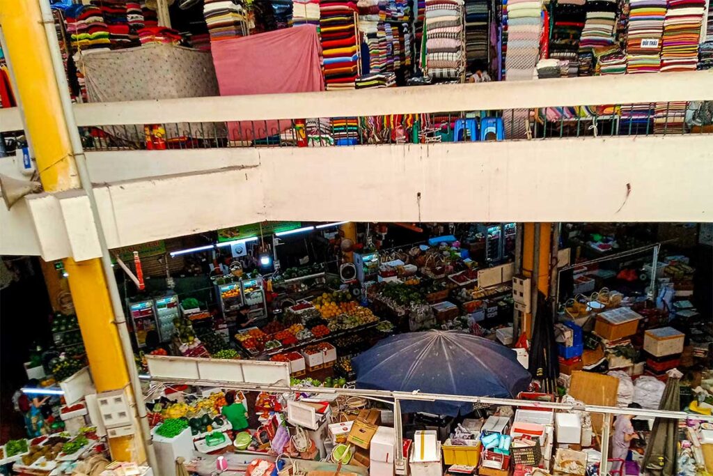 Cho Hom Markt in Hanoi