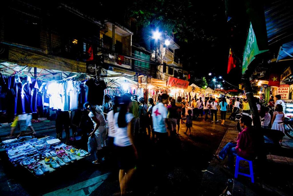 Nachtmarkt in Hanoi