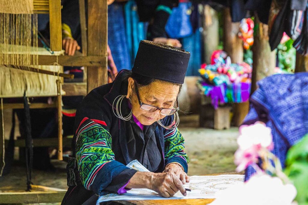 Hmong-Frau im Cat Cat Village