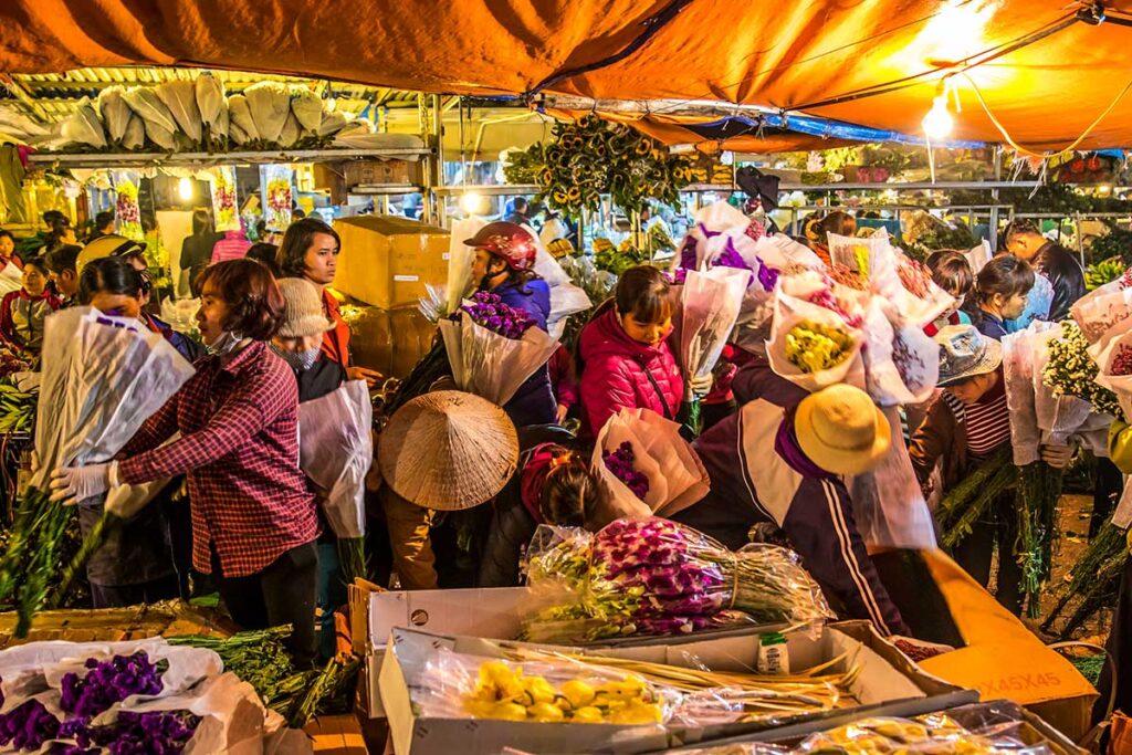 Quang Ba Blumenmarkt in Hanoi