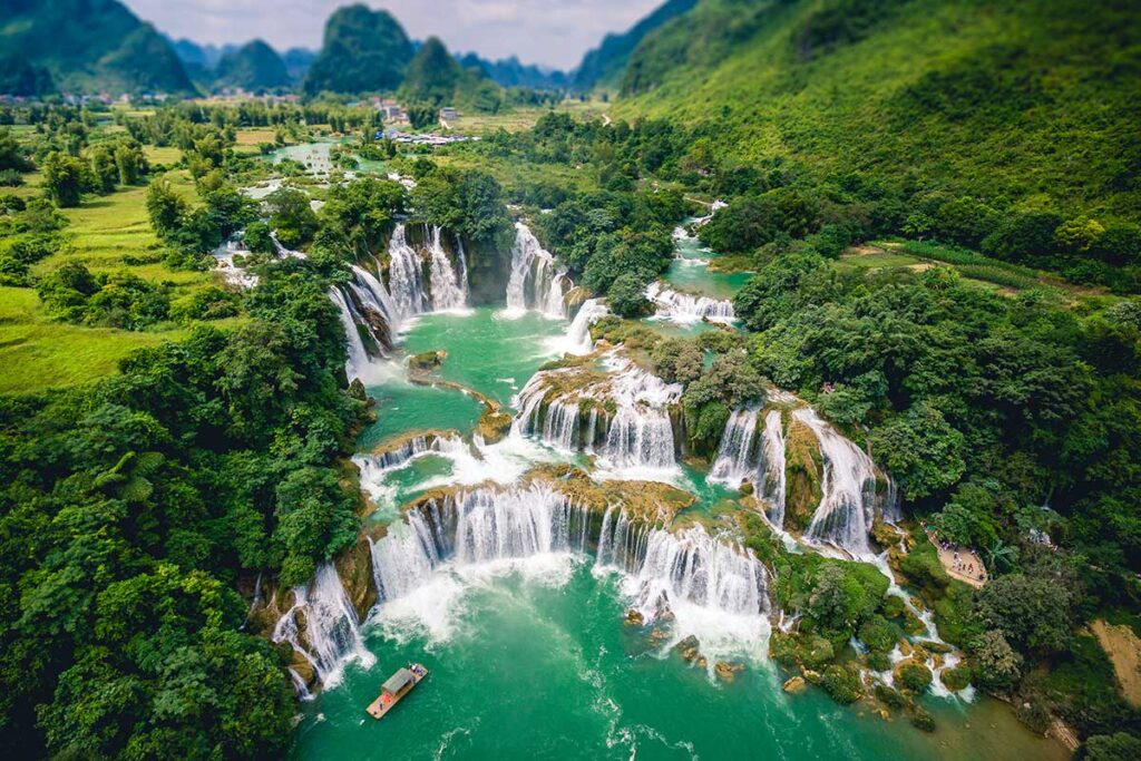 Luftaufnahme des Ban-Gioc-Wasserfalls