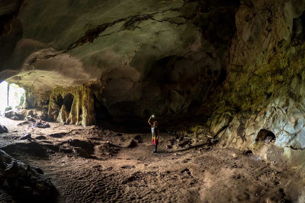 Prähistorische Höhlen in Cuc Phuong Nationalpark