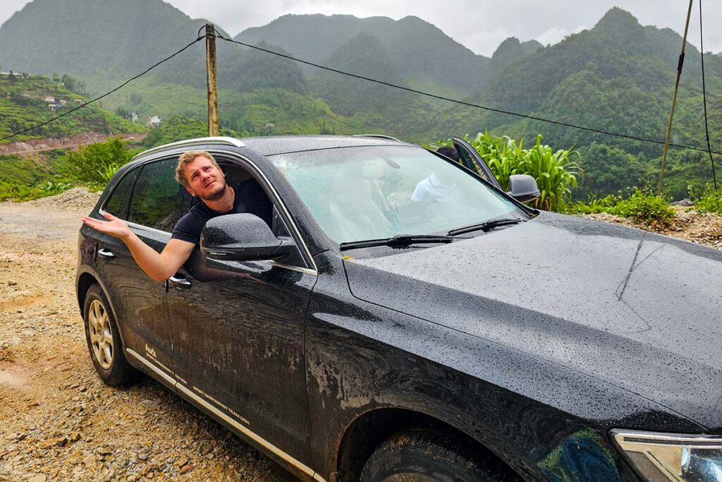 Ha Giang Loop mit dem Auto während der Regenzeit