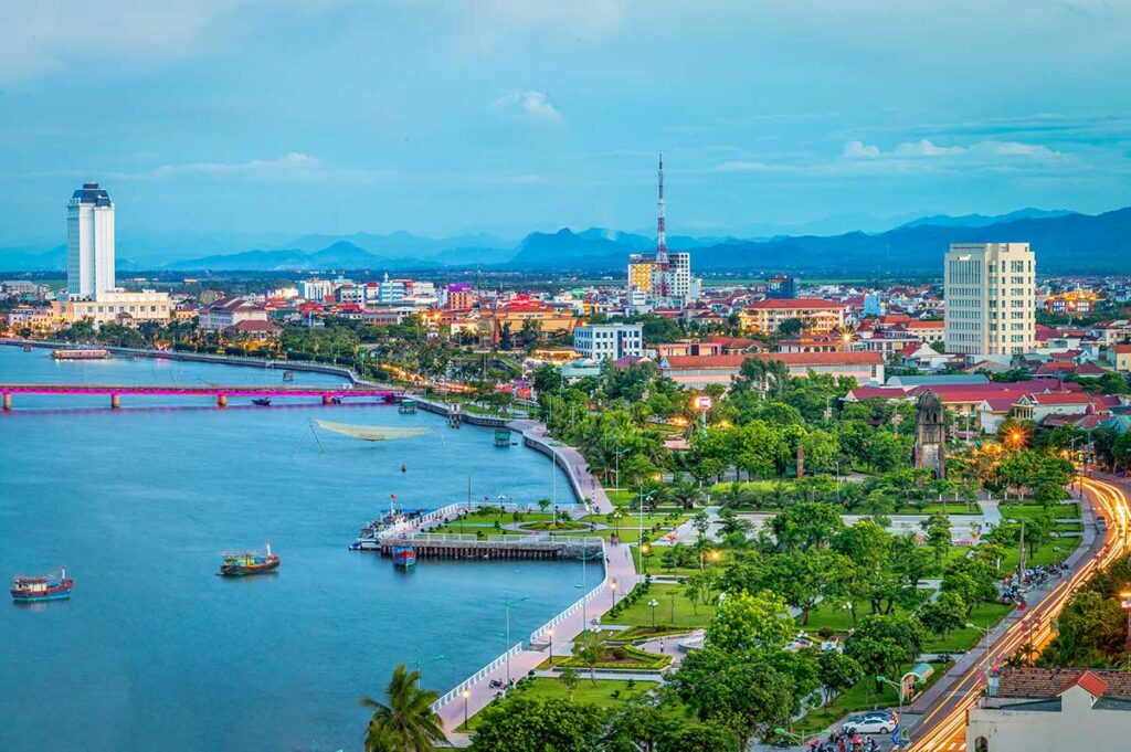 Blick über die Stadt Dong Hoi in der Provinz Quang Binh