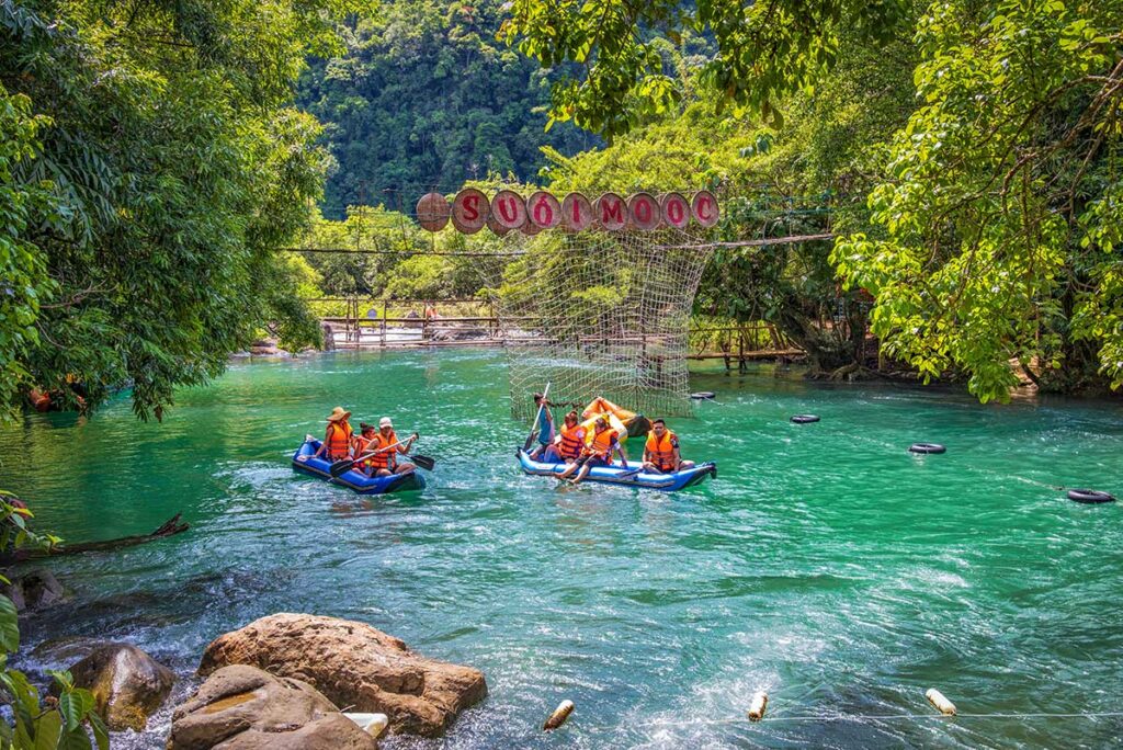 Mooc Spring in Phong Nha