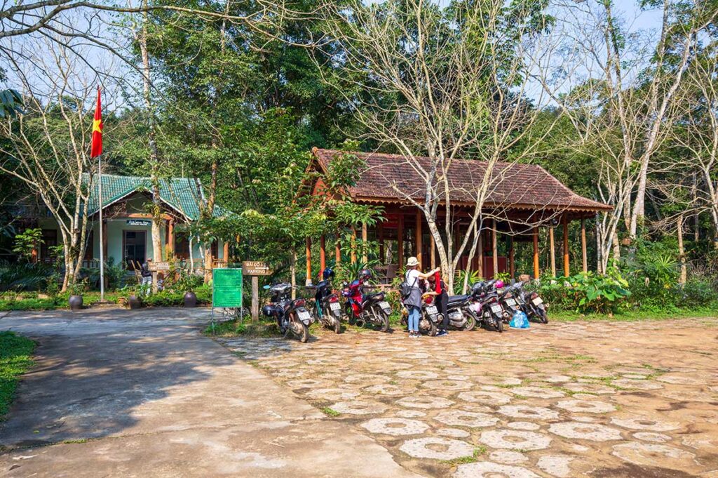 Parkplatz für den Botanischen Garten von Phong Nha