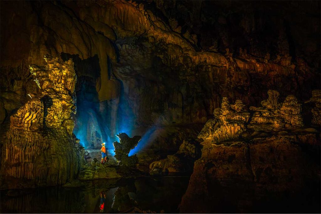 Im Inneren der Tigerhöhle in Phong Nha