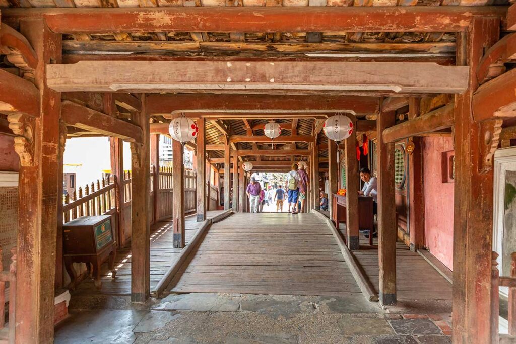 Die Japanische Brücke in Hoi An von innen