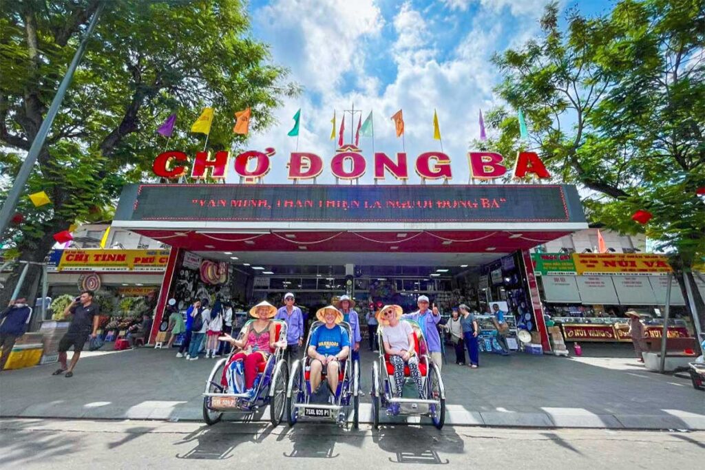 Eine Cyclo-Fahrt in Hue zum Dong Ba Markt