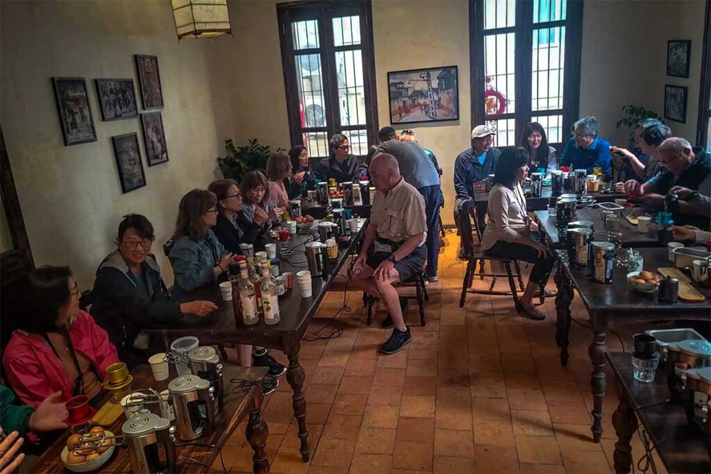 Kaffee-Workshop in Hanoi - Lernen Sie, wie man traditionellen vietnamesischen Kaffee zubereitet